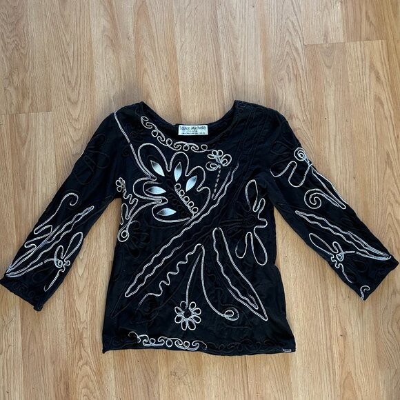 Lauren Michelle Embroidered Top - Picture 2 of 4